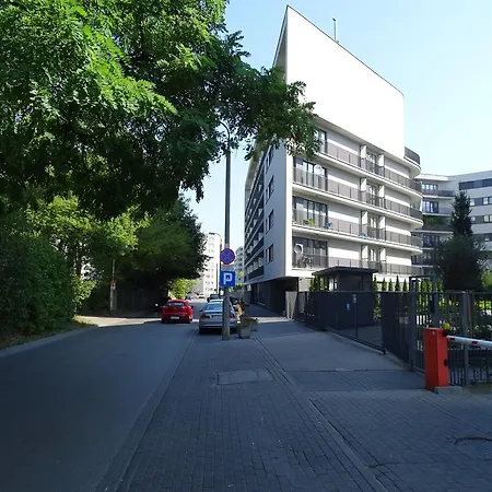 Piaskowa 6, Obszerny, 98m2, Z 2 Syp Dla Rodzin Do 8s By Visitwarsaw Warschau